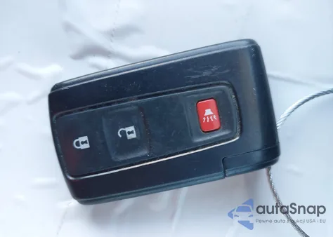 2007 Toyota Prius z USA, uszkodzony, nr VIN JTDKB20U777642184